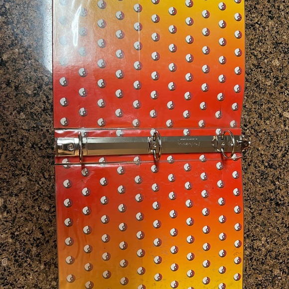 Pokémon folder etc… - Picture 4 of 6